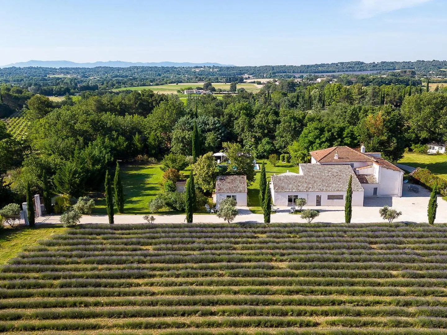 Hotel La Bastide De Damien, 5 Clefs Demeure D'Exception Et Table Remarquable Dans Le Guide Teritoria, Jacuzzi Privatif, Cuisine Etoilee Dominique Frerard Aix-en-Provence Francja