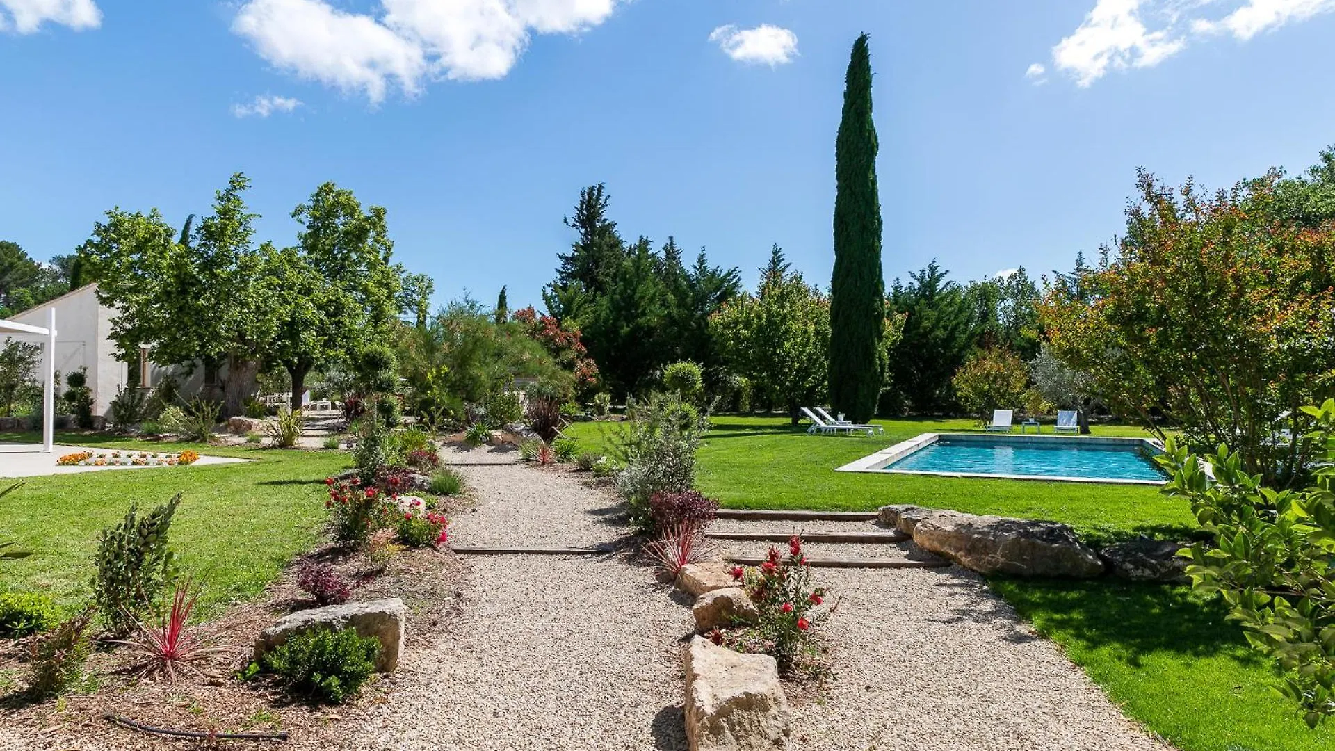 La Bastide De Damien, 5 Clefs Demeure D'Exception Et Table Remarquable Dans Le Guide Teritoria, Jacuzzi Privatif, Cuisine Etoilee Dominique Frerard Hotel Aix-en-Provence Gasthuis