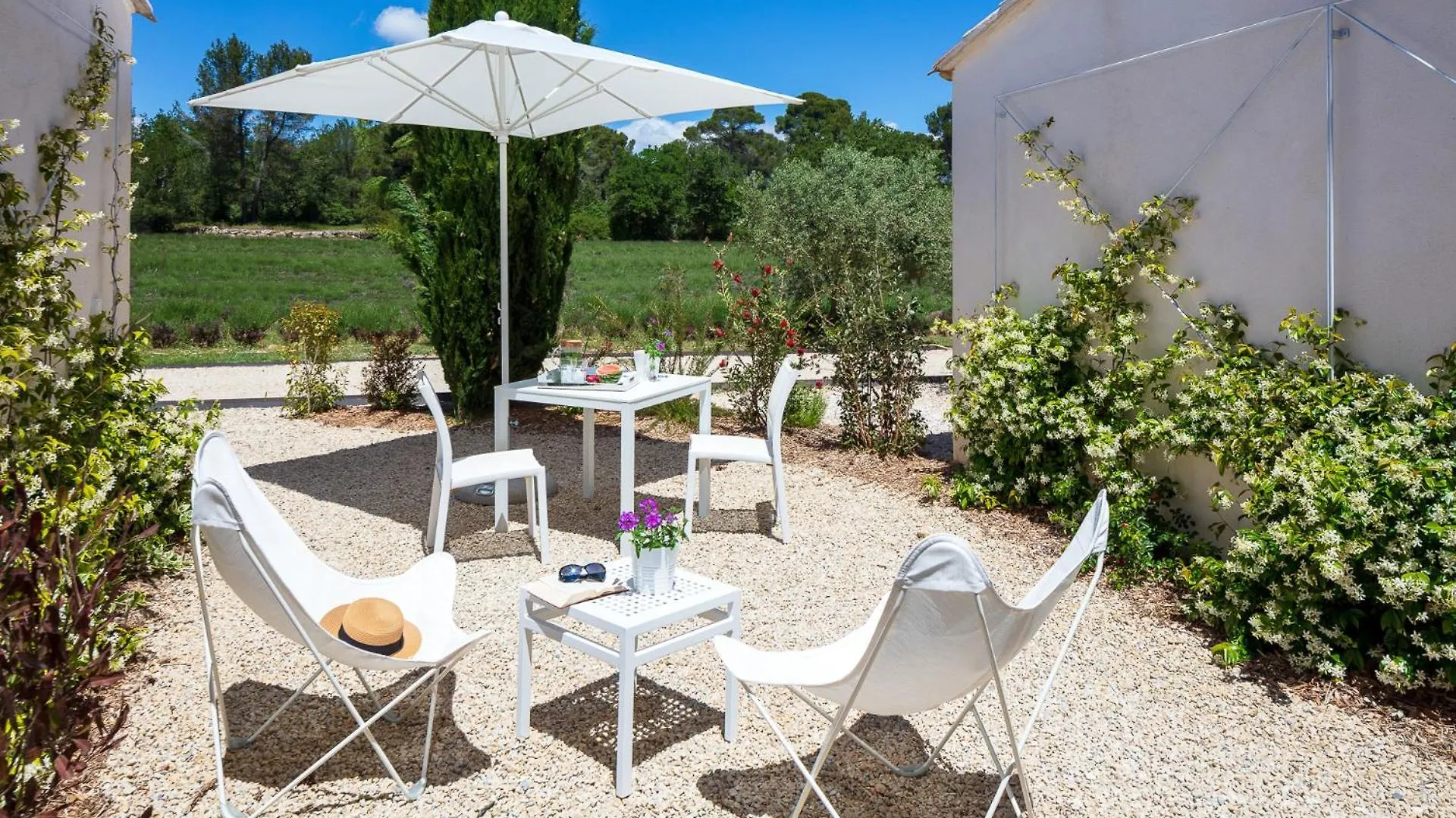 La Bastide De Damien, 5 Clefs Demeure D'Exception Et Table Remarquable Dans Le Guide Teritoria, Jacuzzi Privatif, Cuisine Etoilee Dominique Frerard Hotel Aix-en-Provence