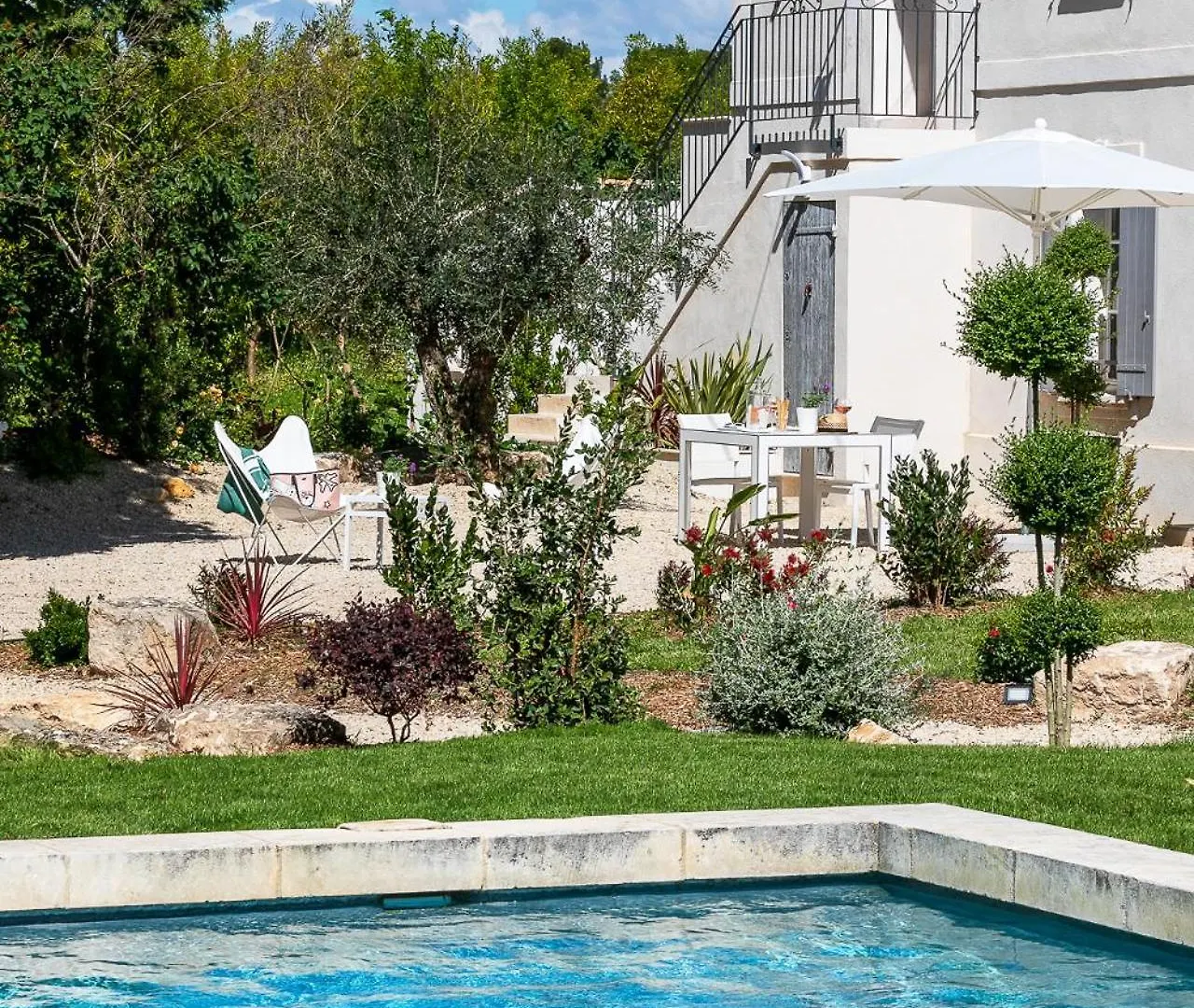 La Bastide De Damien, 5 Clefs Demeure D'Exception Et Table Remarquable Dans Le Guide Teritoria, Jacuzzi Privatif, Cuisine Etoilee Dominique Frerard Hotel Aix-en-Provence Gasthuis