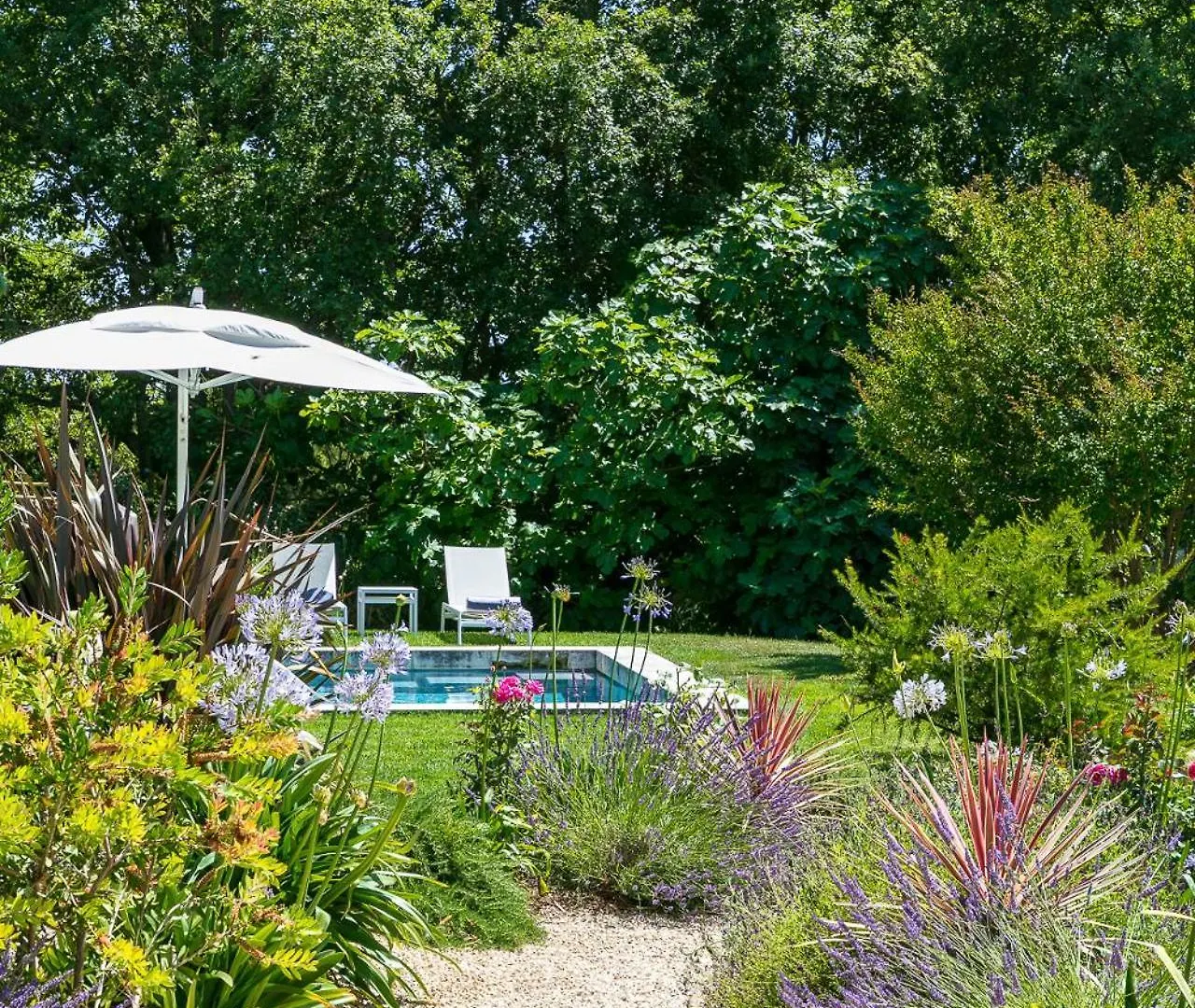 La Bastide De Damien, 5 Clefs Demeure D'Exception Et Table Remarquable Dans Le Guide Teritoria, Jacuzzi Privatif, Cuisine Etoilee Dominique Frerard Hotel Aix-en-Provence Gasthuis