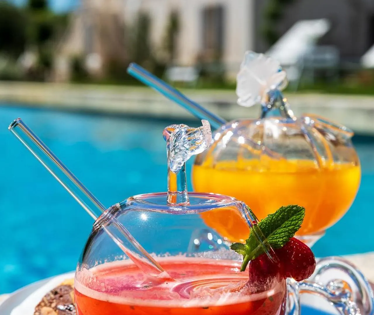CHAMBRE ROMANTIQUE, JACUZZI et LIT D'EXCEPTION Aix-en-Provence