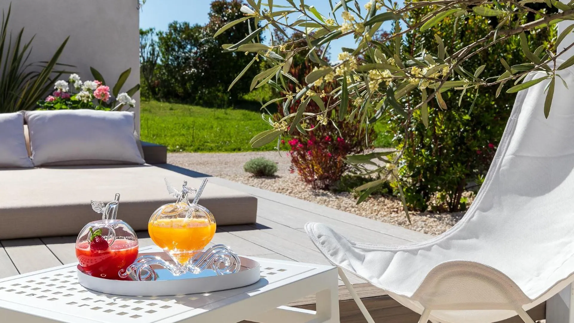 La Bastide De Damien, 5 Clefs Demeure D'Exception Et Table Remarquable Dans Le Guide Teritoria, Jacuzzi Privatif, Cuisine Etoilee Dominique Frerard Hotel Aix-en-Provence Gasthuis