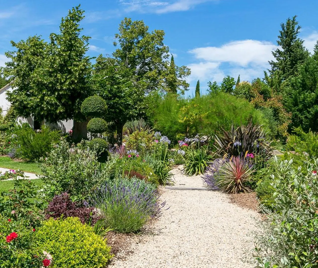 Gasthof CHAMBRE ROMANTIQUE, JACUZZI et LIT D'EXCEPTION Aix-en-Provence